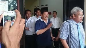 Mantan Bupati Pelalawan, Azmun Jaafar dijebloskan ke Penjara